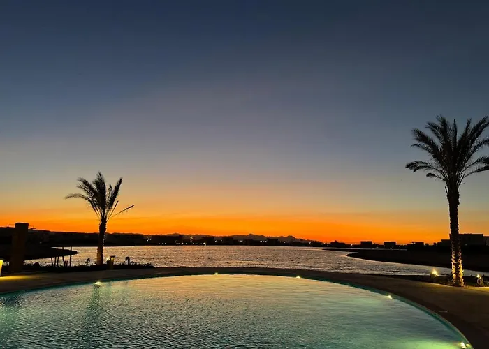 شقة 3br Pool & Lagoon View Gouna الغردقة