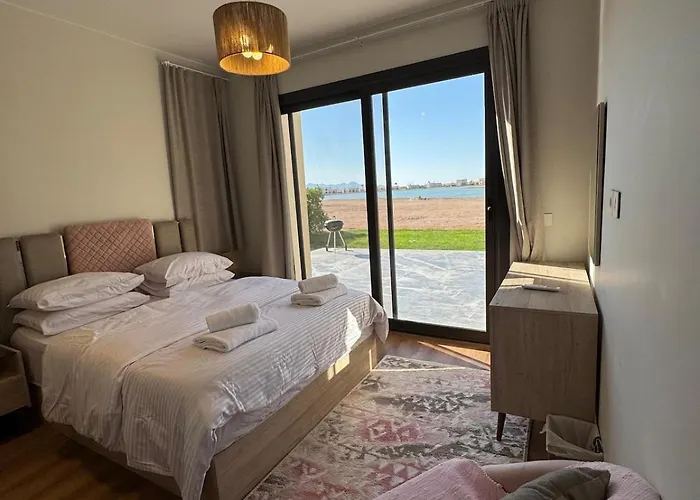 3br Pool & Lagoon View Gouna *