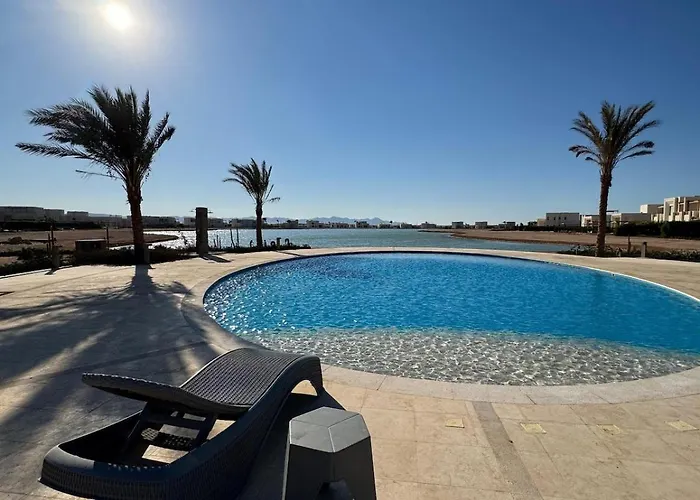 3br Pool & Lagoon View Gouna الغردقة